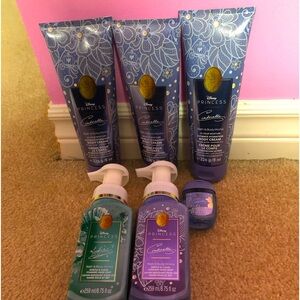 Disney Princess Bath and Body Set & minion sleep joggers
